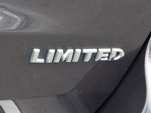 Used 2021 Jeep Grand Cherokee Limited w/ Luxury Group II AWD/4WD image 31