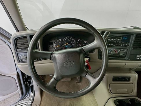 Used 2000 Chevrolet Silverado 1500 LS image 11
