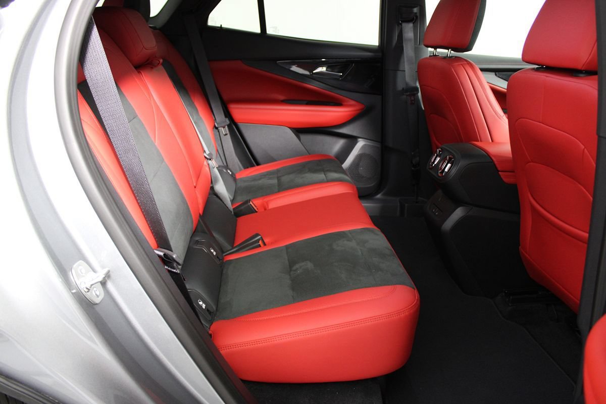 Used 2024 Chevrolet Blazer EV RS RWD image 27