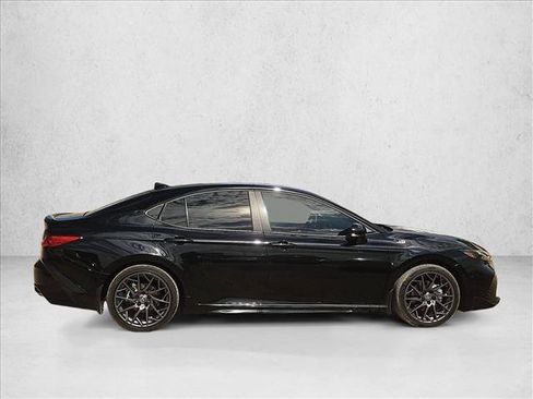 Used 2025 Toyota Camry XSE FWD image 4