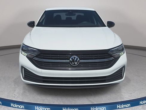 Used 2024 Volkswagen Jetta Sport FWD image 4