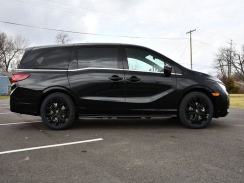 New 2026 Honda Odyssey Sport-L image 8