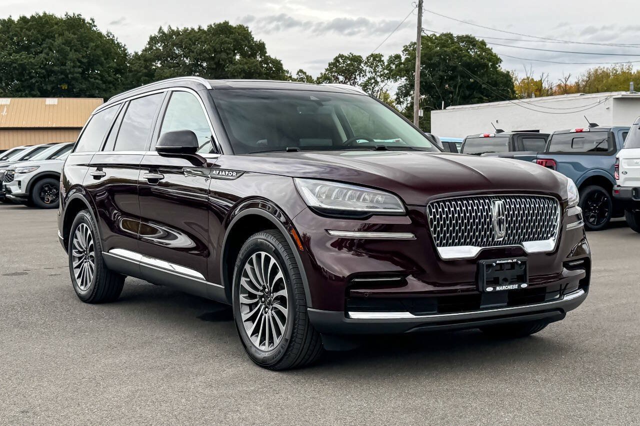 Used 2024 Lincoln Aviator AWD w/ Premium Package image 1