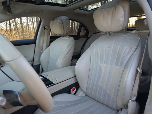 Used 2022 Mercedes-Benz S 500 4MATIC image 13