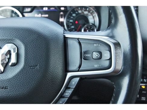 Used 2021 RAM 1500 Laramie AWD/4WD image 16