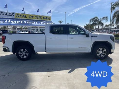 Used 2023 GMC Sierra 1500 SLE image 9