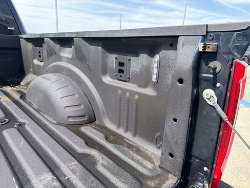 Used 2025 Ford F350 Lariat w/ Chrome Package AWD/4WD image 9