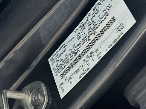 Used 2022 Lincoln Corsair FWD image 12