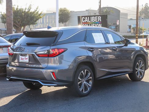 Used 2020 Lexus RX 350L FWD w/ Premium Package image 7