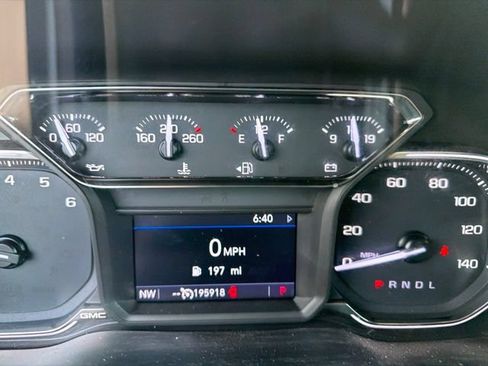 Used 2019 GMC Sierra 1500 SLT RWD image 8