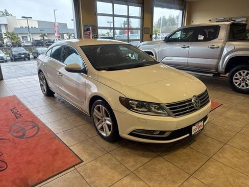 Used 2013 Volkswagen CC Sport image 1