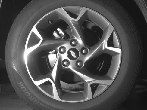 Used 2025 Chevrolet Trax LT FWD image 15