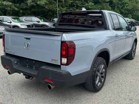 Used 2023 Honda Ridgeline Sport image 7