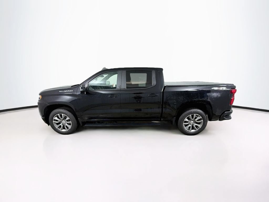 Used 2021 Chevrolet Silverado 1500 RST w/ Convenience Package II AWD/4WD image 8