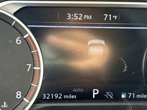 Used 2023 Nissan Rogue SL image 11