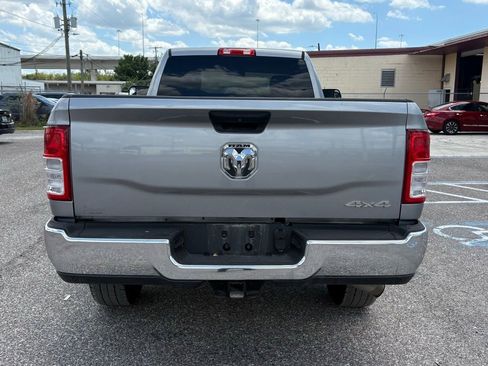 Used 2019 RAM 3500 Tradesman w/ Chrome Appearance Group AWD/4WD image 4