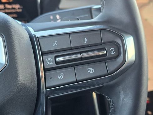 Used 2026 GMC Acadia Elevation AWD/4WD image 32
