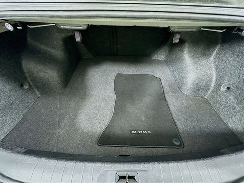 Used 2024 Nissan Altima 2.5 SV image 22