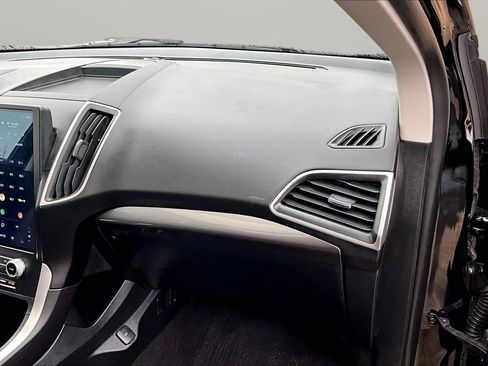Used 2024 Ford Edge SEL w/ Convenience Package image 21