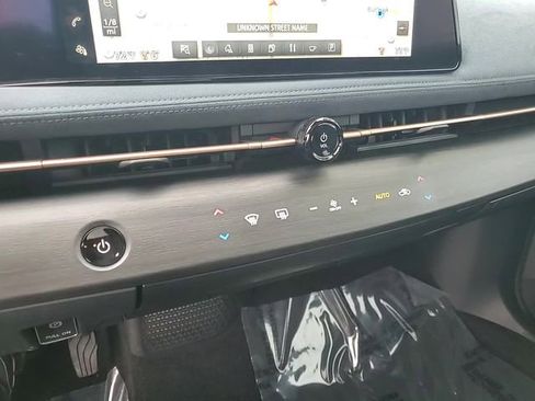 Used 2023 Nissan Ariya image 22