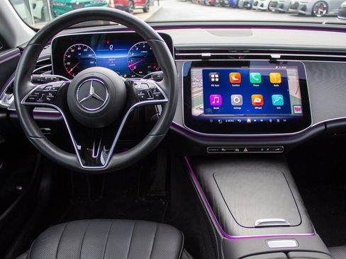 Used 2025 Mercedes-Benz E 450 4MATIC All-Terrain Wagon image 4