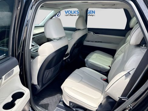 Used 2024 Hyundai Palisade Calligraphy FWD image 24