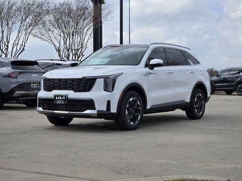 New 2026 Kia Sorento S AWD/4WD image 2