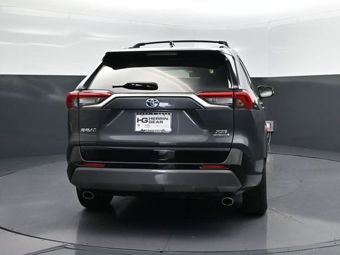 Used 2019 Toyota RAV4 XSE image 6