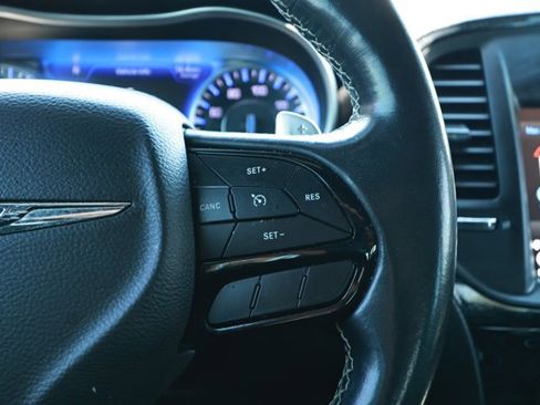 Used 2021 Chrysler 300 S RWD image 13