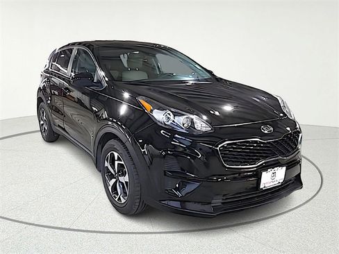Used 2020 Kia Sportage LX image 1