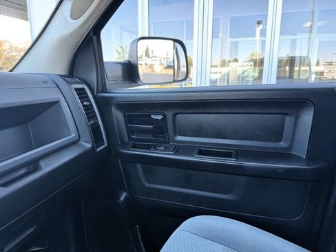Used 2017 RAM 1500 Express w/ Express Value Package RWD image 25