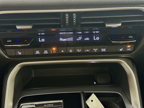 Used 2025 MAZDA CX-90 3.3 Turbo w/ Premium Sport Pkg image 23