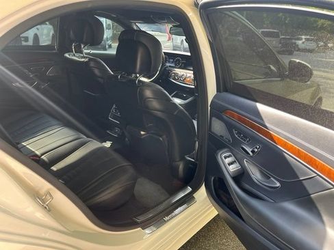 Used 2015 Mercedes-Benz S 550 4MATIC Sedan image 12