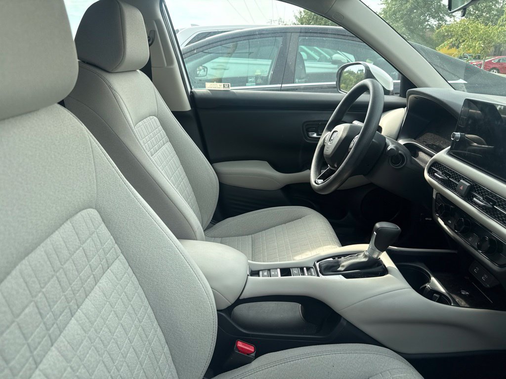 Used 2026 Honda HR-V LX image 10