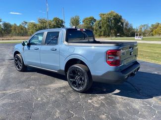 New 2025 Ford Maverick Lariat w/ Black Appearance Package AWD/4WD video 4