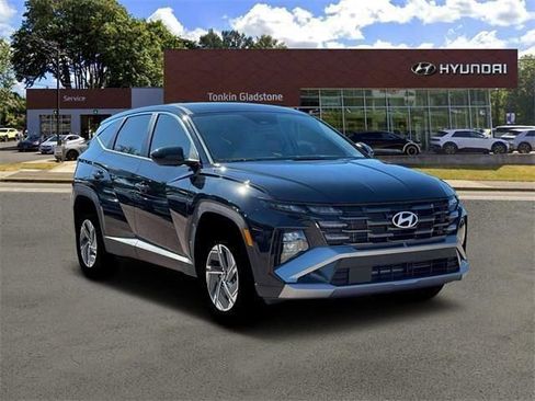 New 2026 Hyundai Tucson Blue SE AWD/4WD image 11