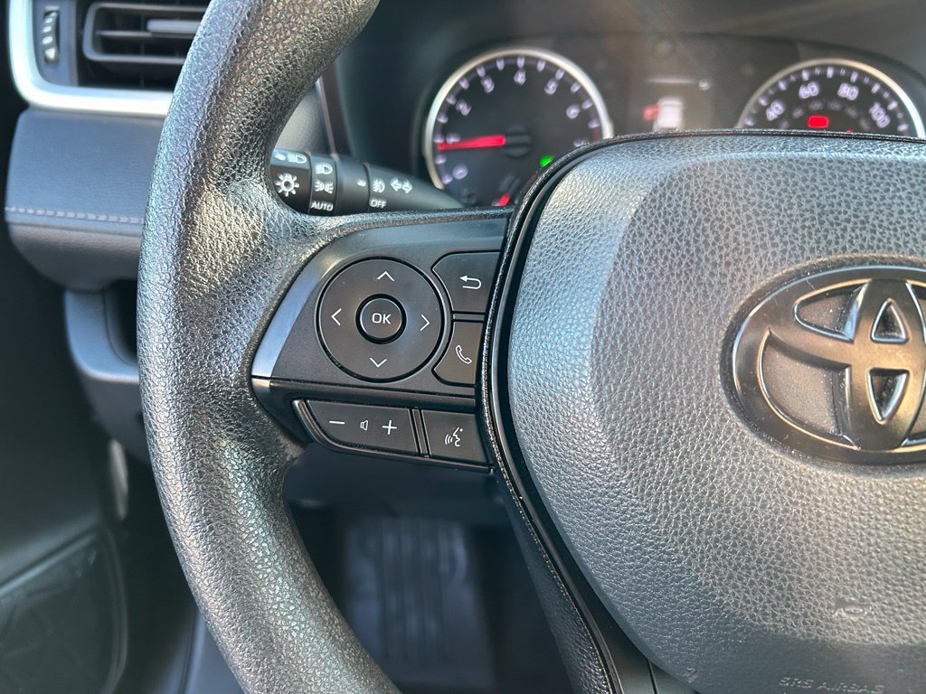 Used 2021 Toyota RAV4 XLE AWD/4WD image 20