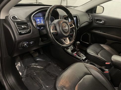 Used 2019 Jeep Compass Limited w/ Safety & Security Group AWD/4WD image 4
