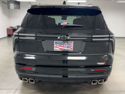 New 2026 Chevrolet Traverse RS w/ LPO, Floor Liner Package image 9