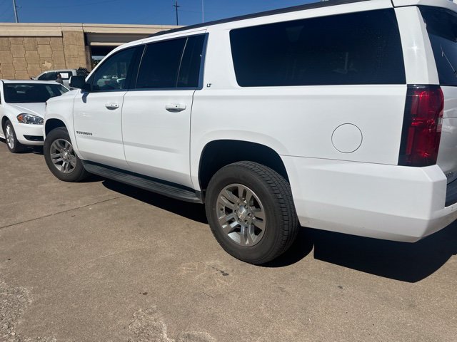 Used 2017 Chevrolet Suburban LT AWD/4WD image 3