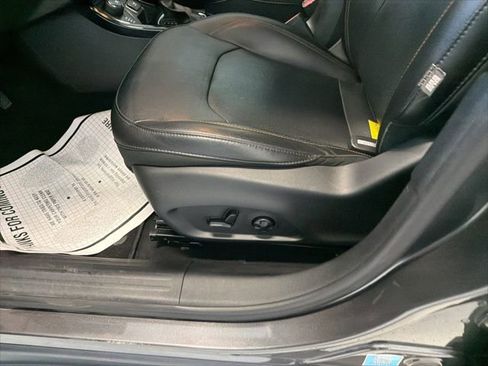 Used 2019 Jeep Compass Limited w/ Safety & Security Group AWD/4WD image 10