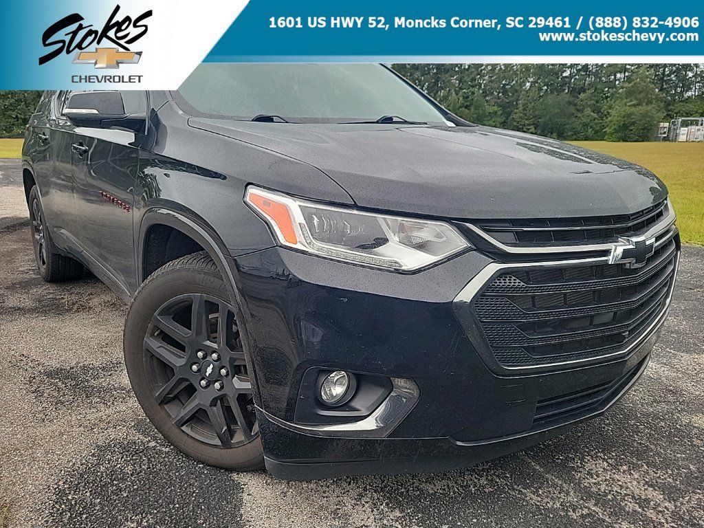 Used 2020 Chevrolet Traverse Premier w/ Redline Edition FWD image 1