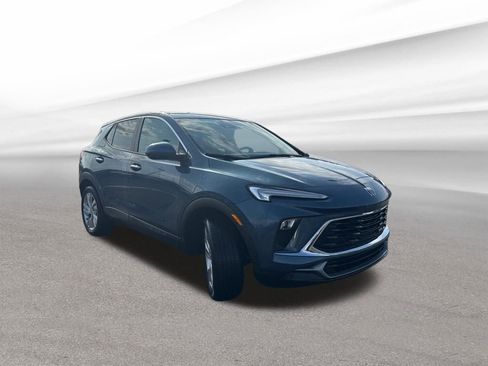 Used 2024 Buick Encore GX Preferred w/ Comfort Package image 8