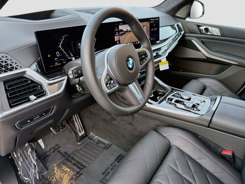 New 2027 BMW X7 xDrive40i w/ M Sport Package AWD/4WD image 28