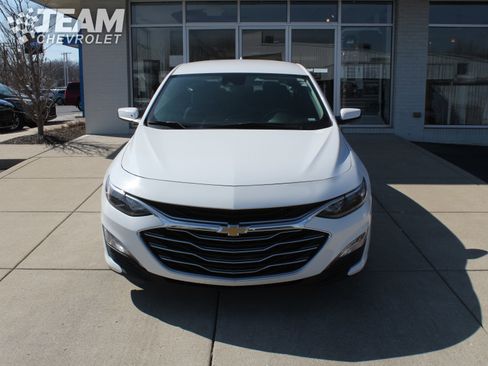 Used 2024 Chevrolet Malibu LT image 9