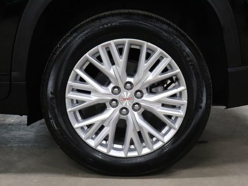 Used 2026 GMC Acadia Elevation w/ Elevation Premium Package FWD image 41