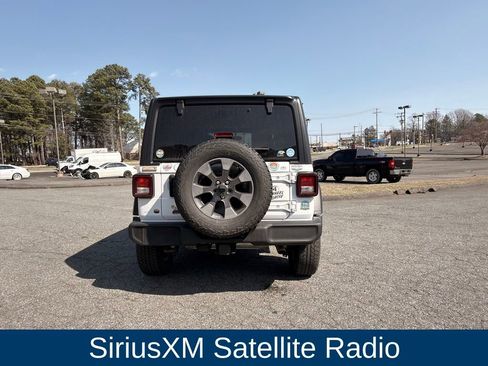 Used 2022 Jeep Wrangler Unlimited Sport image 4