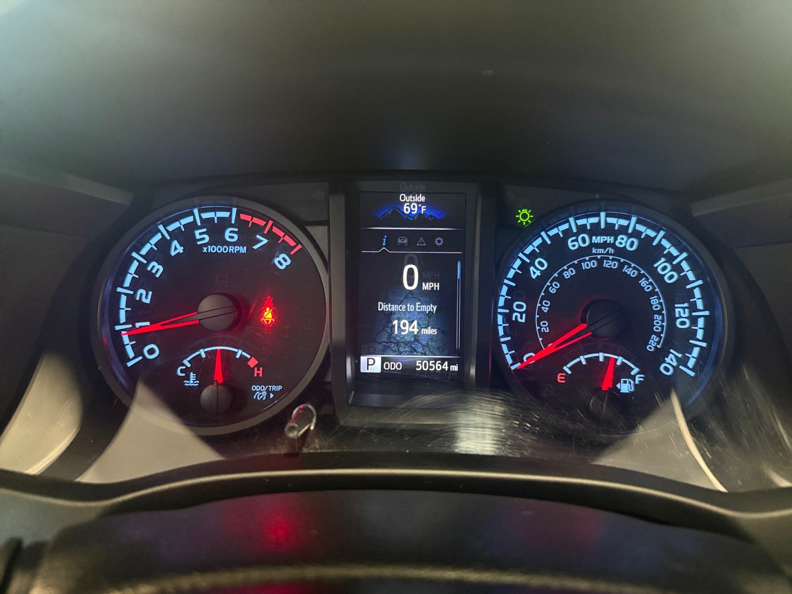 Used 2022 Toyota Tacoma SR AWD/4WD image 16