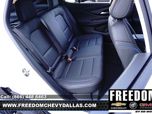 New 2026 Buick Envista Sport Touring image 16