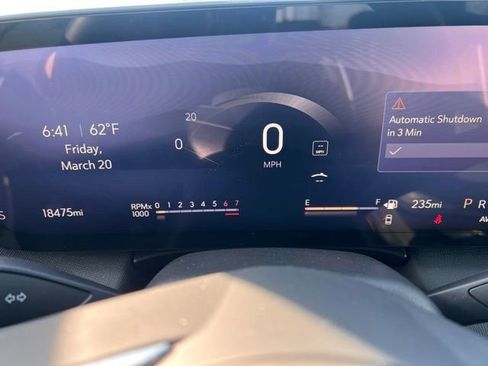 Used 2025 Buick Enclave Preferred image 5